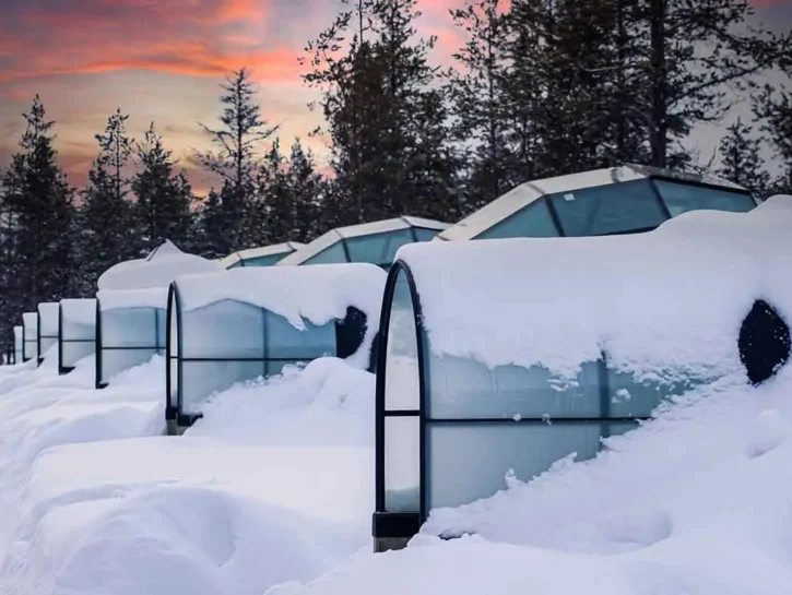 Aurora boreale, i migliori hotel dove ammirarla secondo la Guida Michelin