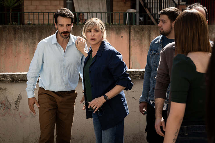 Luisa Ranieri nella serie tv La Preside