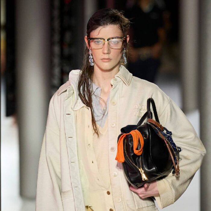 La bowling bag è tornata, ma tu sai perché si chiama proprio così?