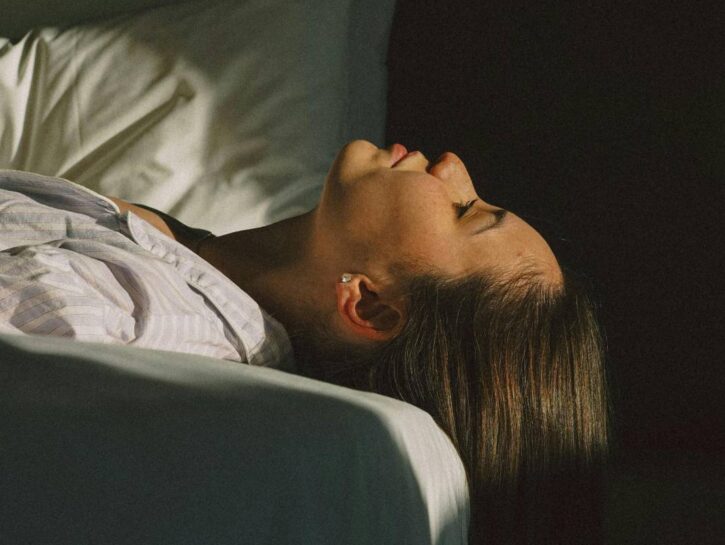 La menopausa e i disturbi a bocca, gengive e voce