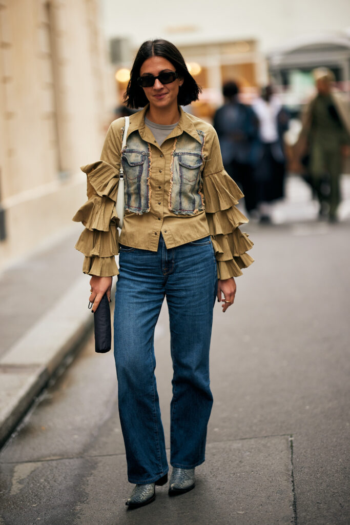 Come abbinare jeans dritti e stivaletti animalier tendenza moda inverno 2026