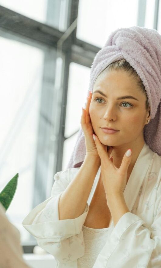 Conosci il fieno greco? Tutti i benefici per pelle e capelli