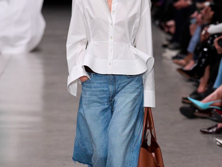 Washed-Out Jeans: il denim slavato è il trend che dominerà il 2026