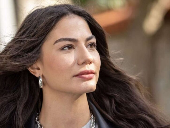 Demet Özdemir, chi è la stella di Io Sono Farah? Vita, carriera e curiosità che non conosci