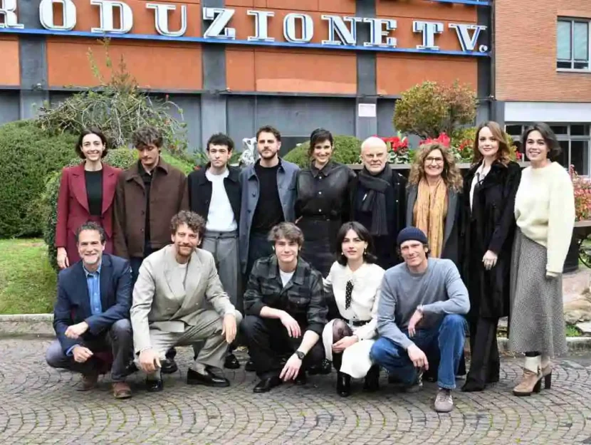 Il cast della fiction "Prima di noi" presso la sede Rai di Via Teulada