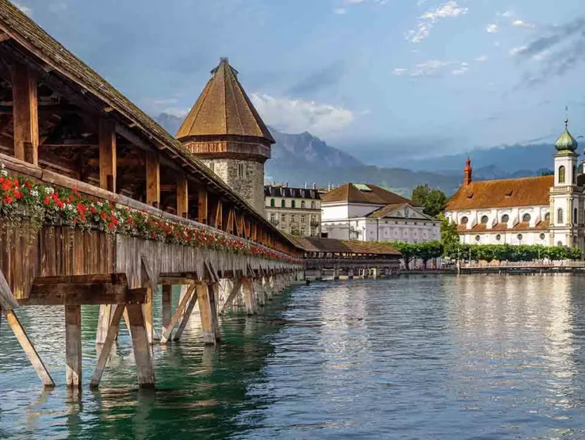 Il Kapellbr&uuml;cke di Lucerna, in Svizzera