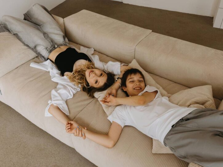 Se il fidanzatino mette le tende a casa tua