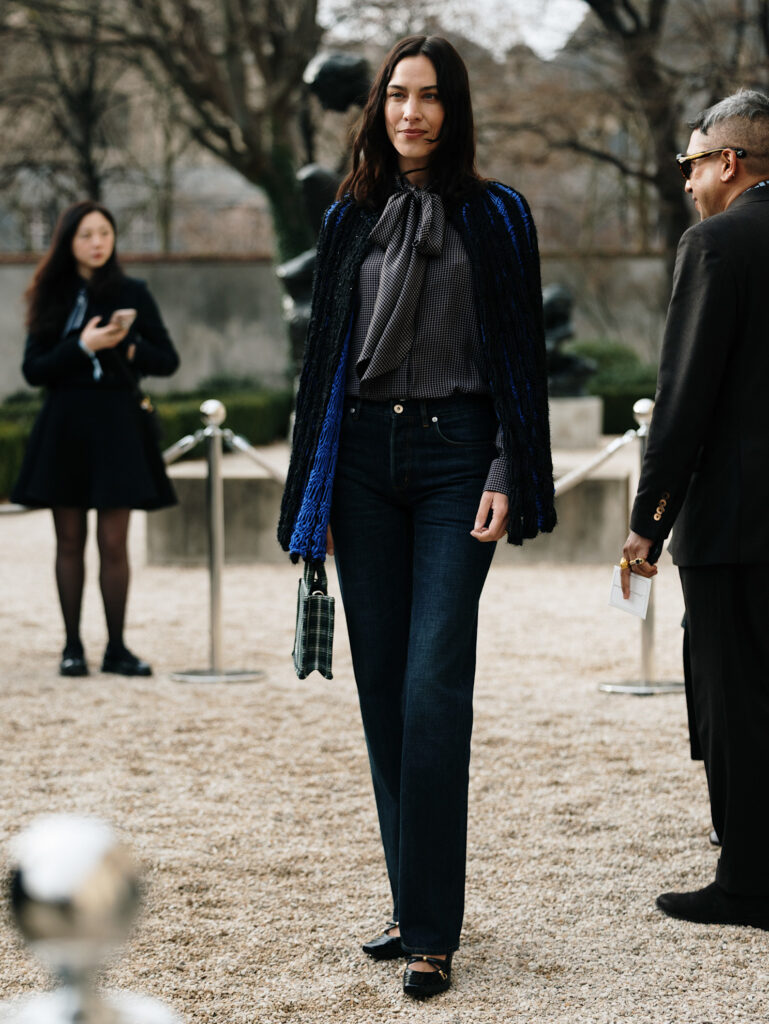 Tendenza denim moda primavera 2026 cosa sono gli stovepipe jeans e come abbinarli