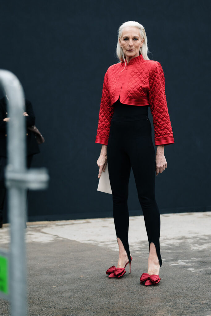 come abbinare i leggings neri in modo chic tendenze moda primavera 2026