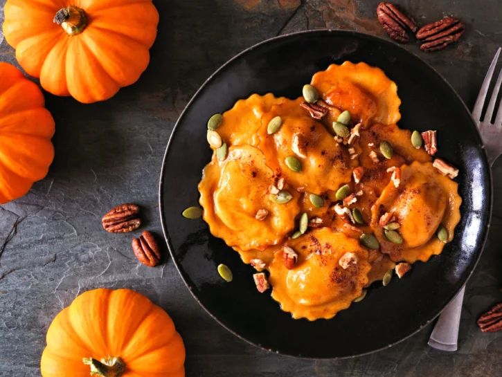 Ravioli alla zucca: tradizione irresistibile
