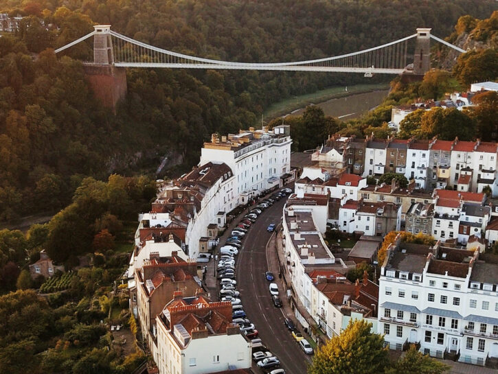 Bristol, la città che fa ogni giorno la rivoluzione