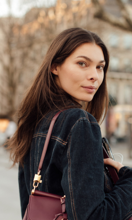 Capelli spenti dopo l'inverno? Come ritrovare luce e vitalità