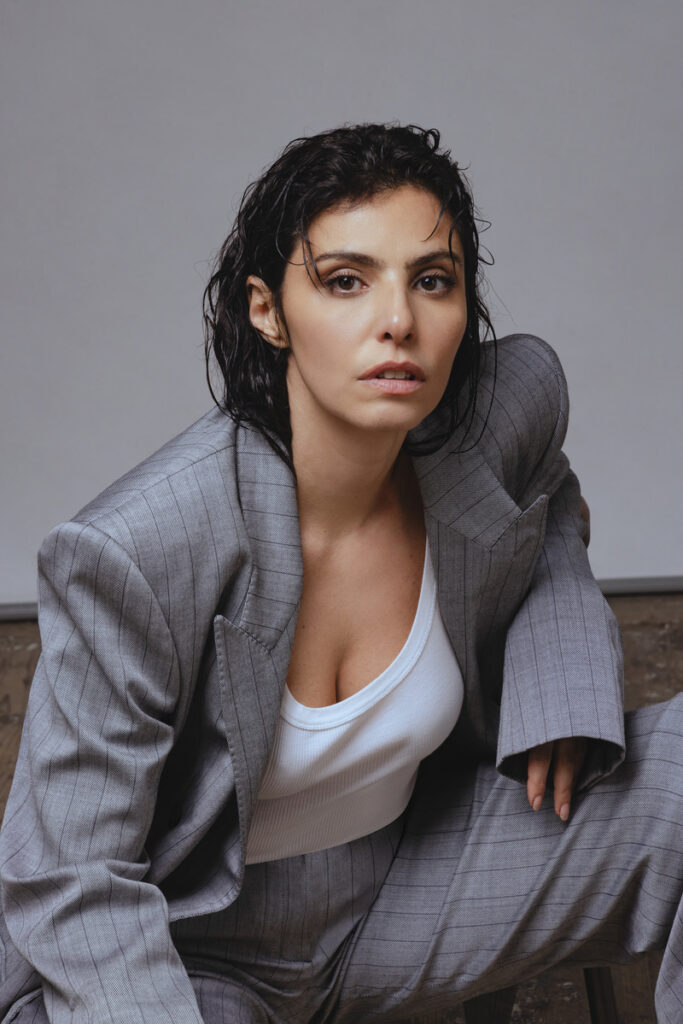 Irene Maiorino interpreta Grazia Deledda