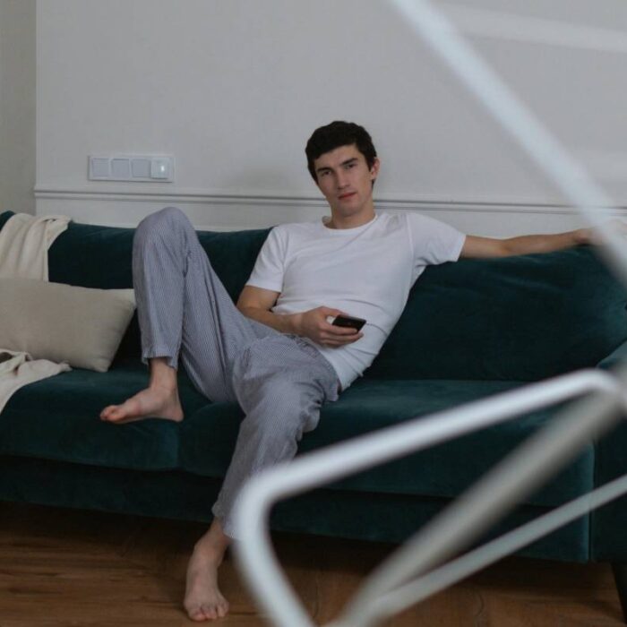 Figli adulti in casa: se guadagnano devono contribuire