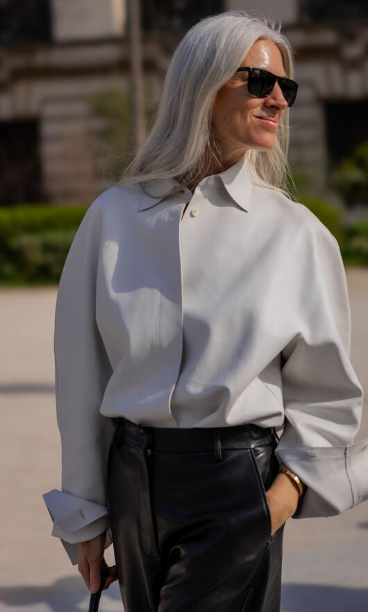 Capelli secchi in menopausa? Ecco i rimedi più efficaci