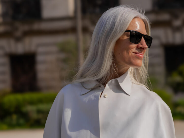 Capelli secchi in menopausa? Ecco i rimedi più efficaci