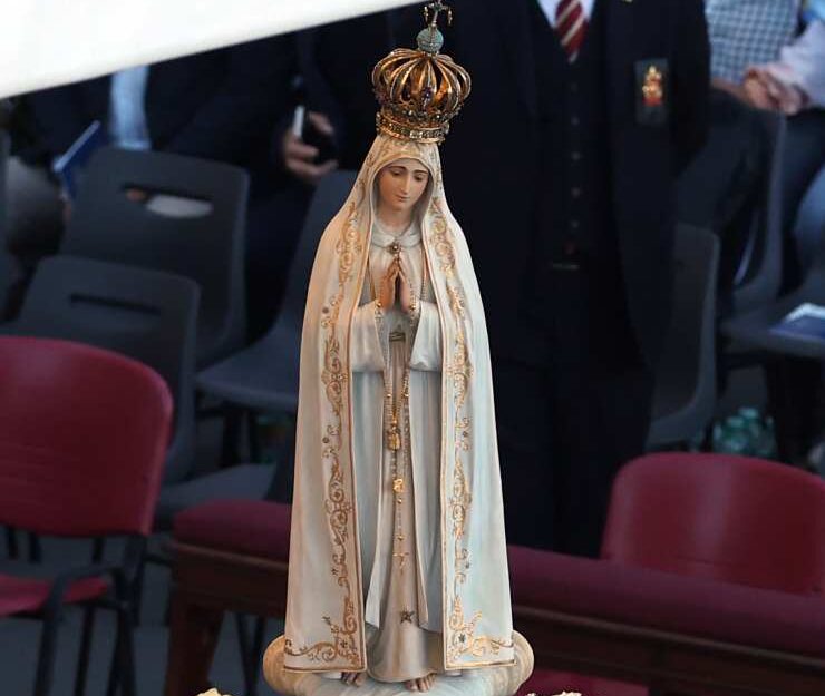 statua madonnina