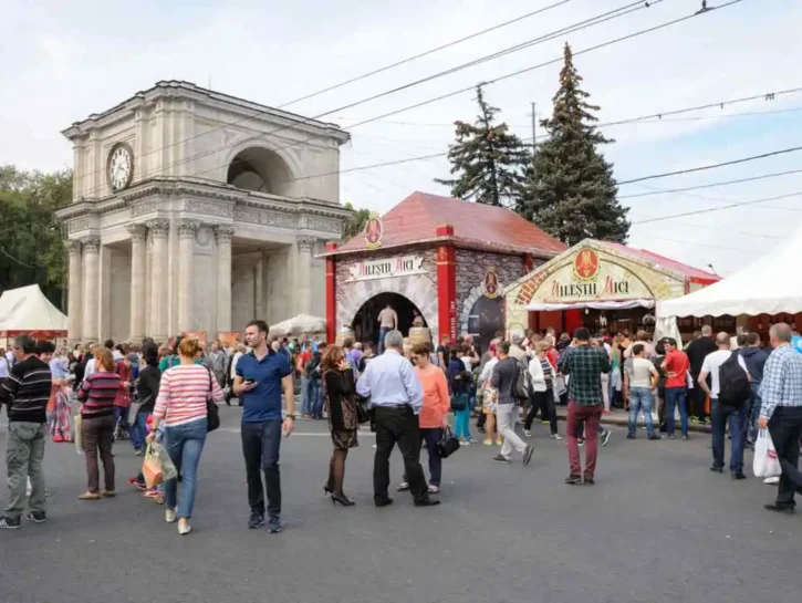 In Moldova record di turisti pazzi per l'enogastronomia