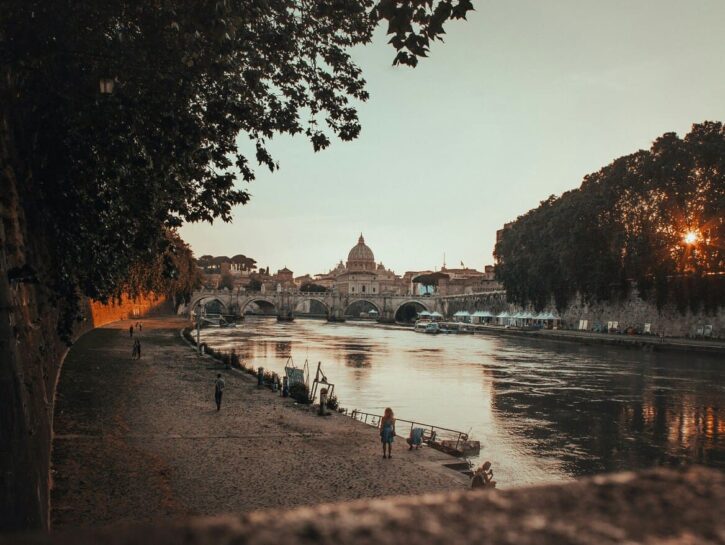 Tra i vicoli di Roma, alla scoperta di Ponte Arte & Design District
