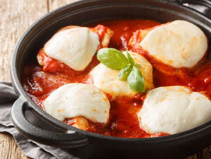 Scaloppine alla napoletana: filanti e saporite in 20 minuti