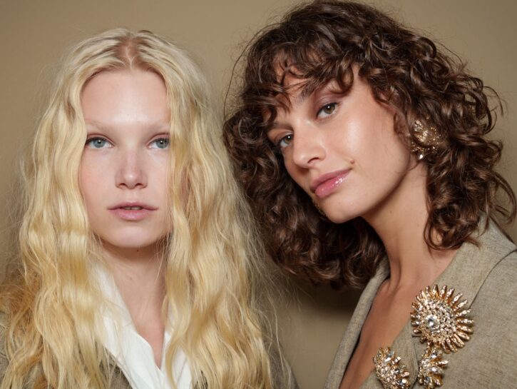 Shampoo viola o shampoo blu? Le differenze e quale scegliere