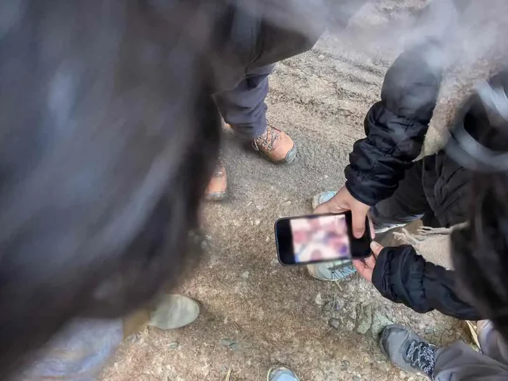 Violenza sessuale di gruppo su una 23enne nel Cesenate: filmavano gli abusi con i telefoni