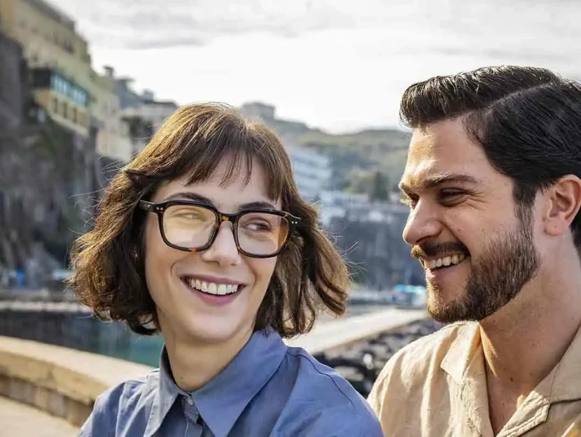 Maria Vera Ratti e Alessio Lapice in una scena di Roberta Valente - Notaio in Sorrento
