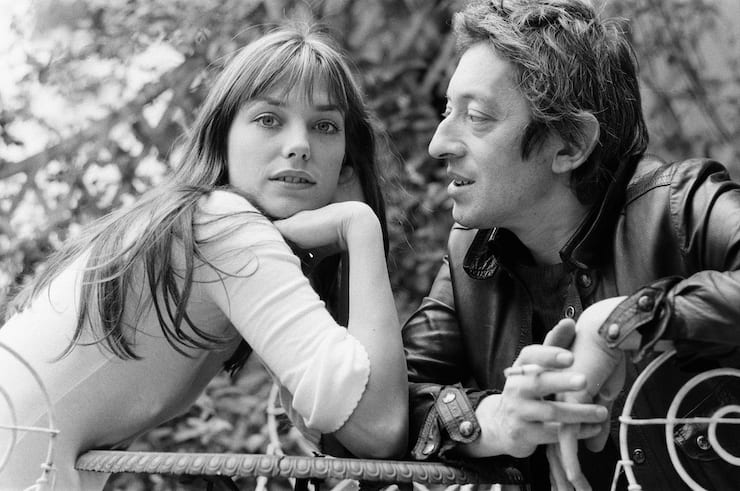 Jane Birkin con maglietta a tre quarti
