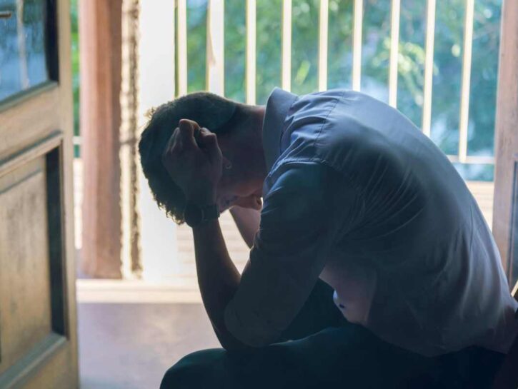 Perché gli uomini non parlano (e non chiedono aiuto)