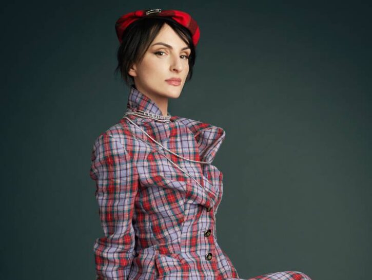 Arisa: dietro la maschera c'è Rosalba