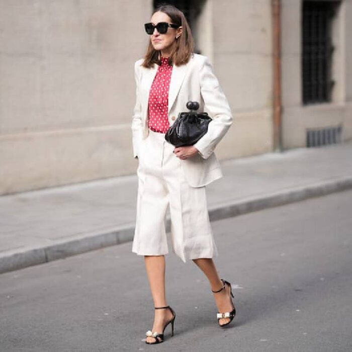 Bermuda (amatissimi dalle It-girl): guida a come elevarne la coolness con le scarpe giuste