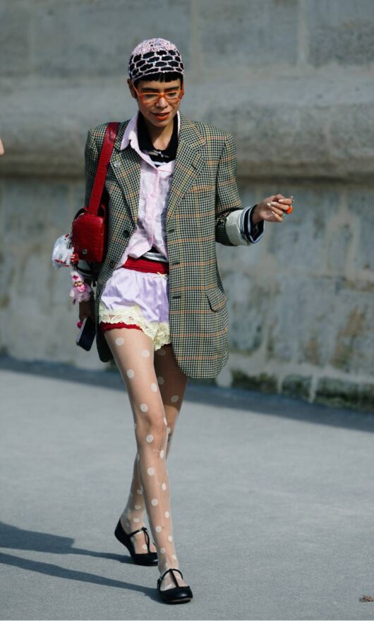Addio shorts di jeans, tocca al raso. Guida shopping ai must-have da avere ora