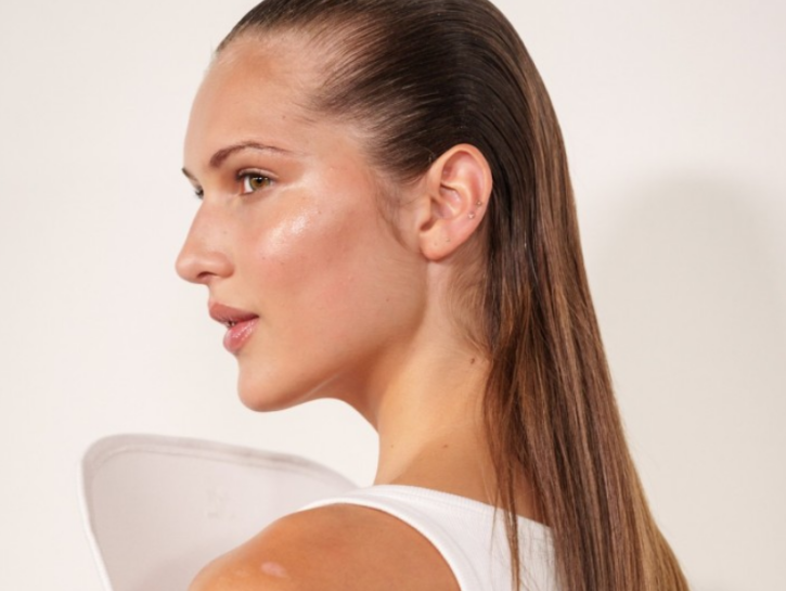 Esiste la crema idratante per capelli? (Spoiler, sì)