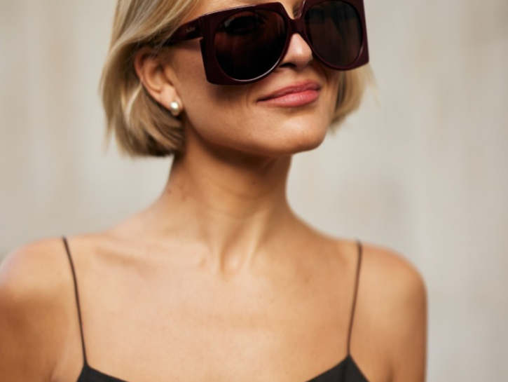 I nuovi solari viso in stick, spray e urban: texture leggere e formato smart