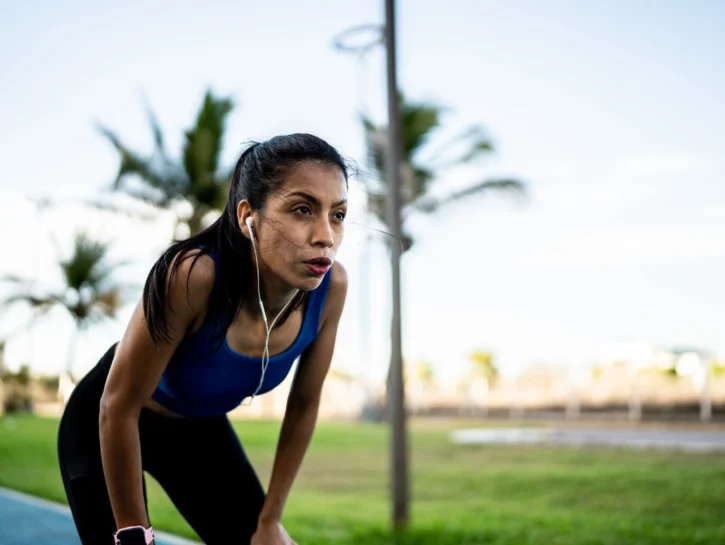 Troppo caldo per allenarti? Come adattare il workout alle temperature estive