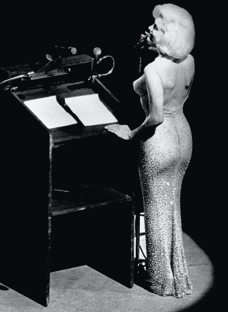 Marilyn Monroe con l'abito nude nel 1962