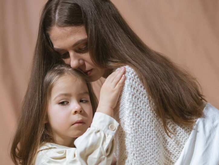 La solitudine genitoriale colpisce le donne