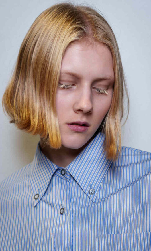 Capelli fragili e che si spezzano? Ecco come rinforzarli
