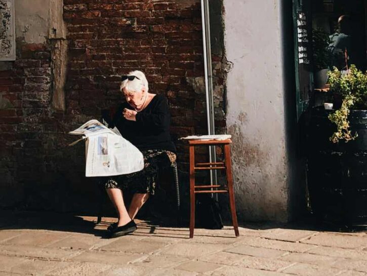Nonna Maxxing: come vivere meglio grazie alle nostre nonne