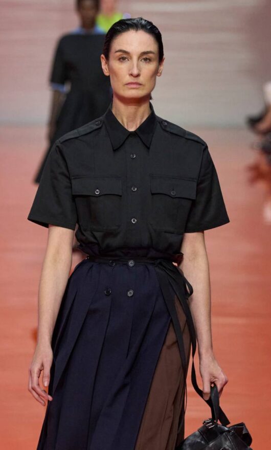Vestiti cargo chiamano, noi rispondiamo. E ora sì che il look è più pratico che mai
