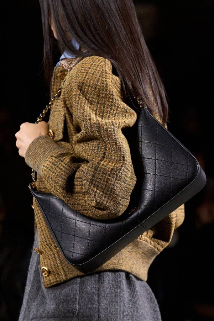 dettaglio borsa chanel sfilata A/i 26