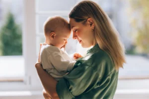 Le reti che aiutano donne e bambini a ricominciare