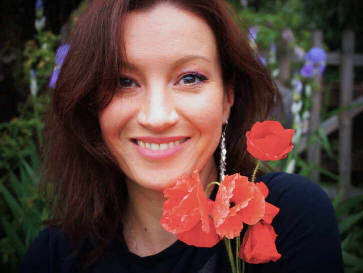 Ilaria Tuti: «La compassione ci salverà, anche in  tempo di guerra»
