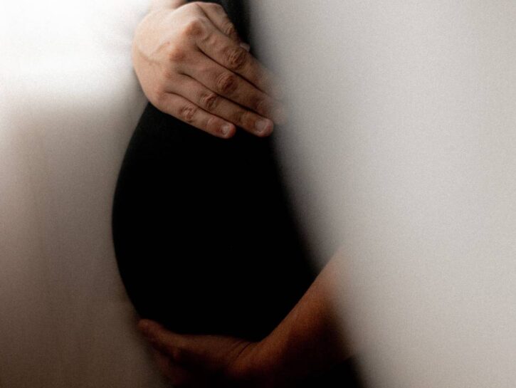 Morire di free birth, il parto in casa non assistito