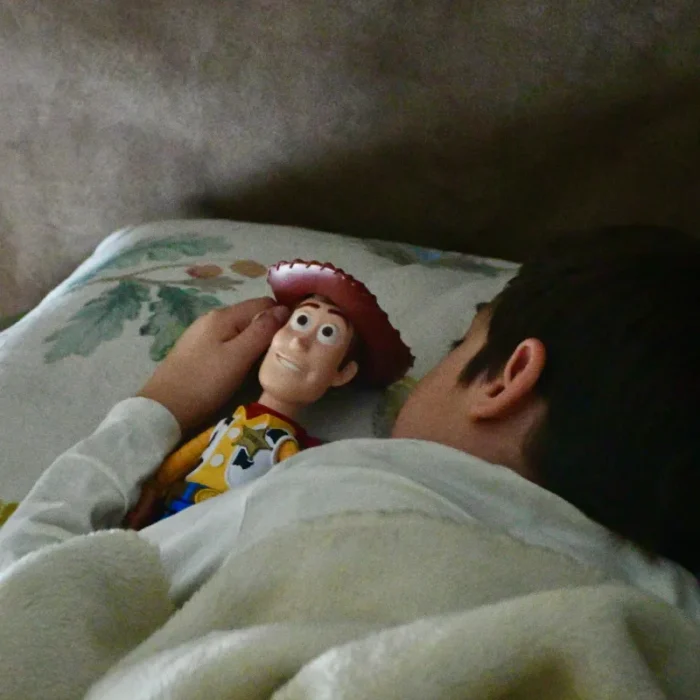 AAA Woody cercasi: ai bambini (ri)diamo i giocattoli, non lo smartphone