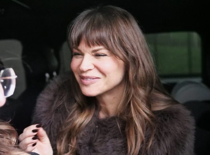 alessandra amoroso sorride