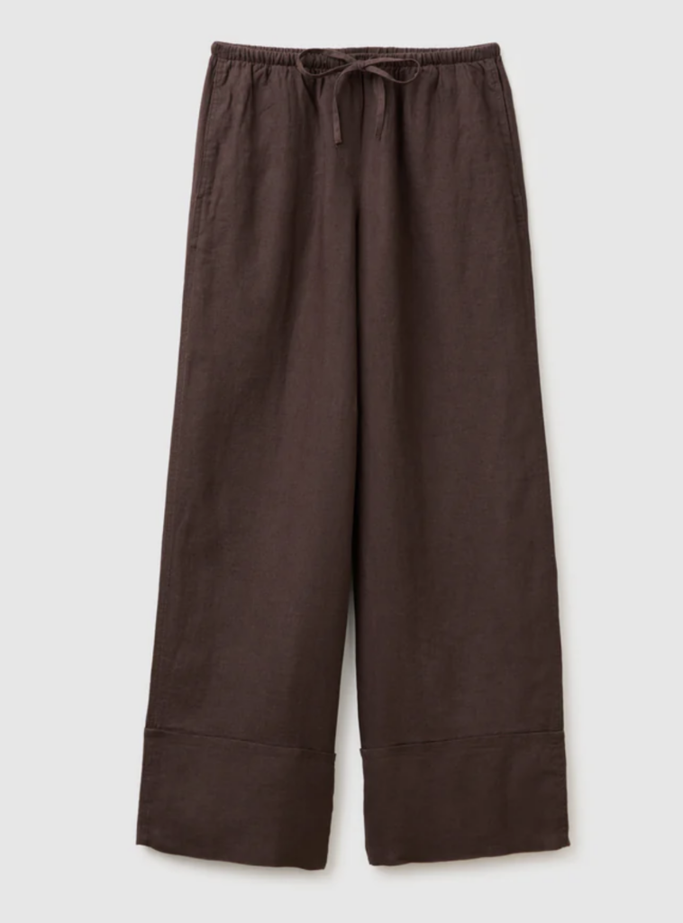 tendenza pantaloni lino moda estate 2026 cosa indossare al posto dei jeans