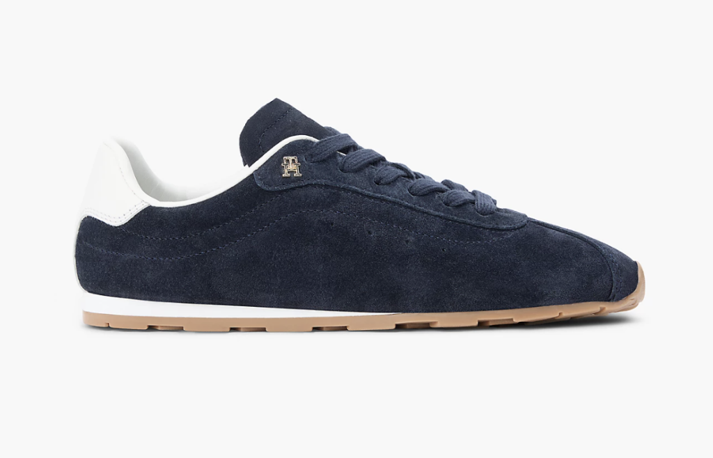 sneakers semplici e minimali tendenza scarpe moda estate 2026