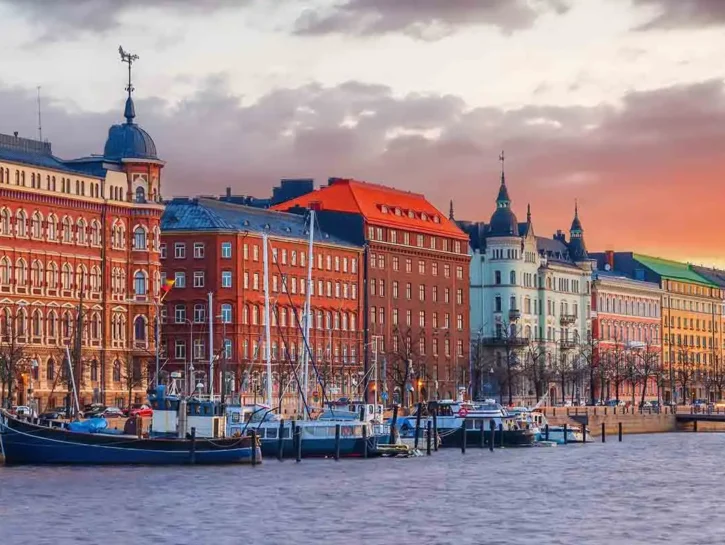 Expat, uno studio svela i Paesi più accoglienti per chi si trasferisce all'estero