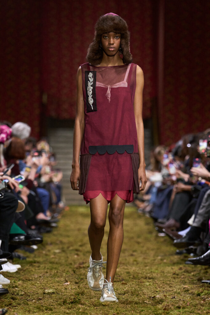 vestiti trasparenti di tendenza moda autunno inverno 2026 2027